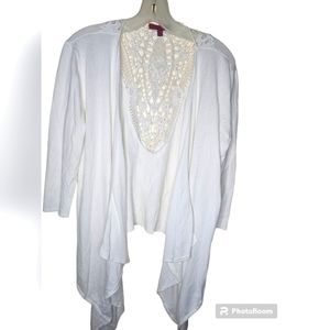 Red women's cream open front crochet design back cardigan size M